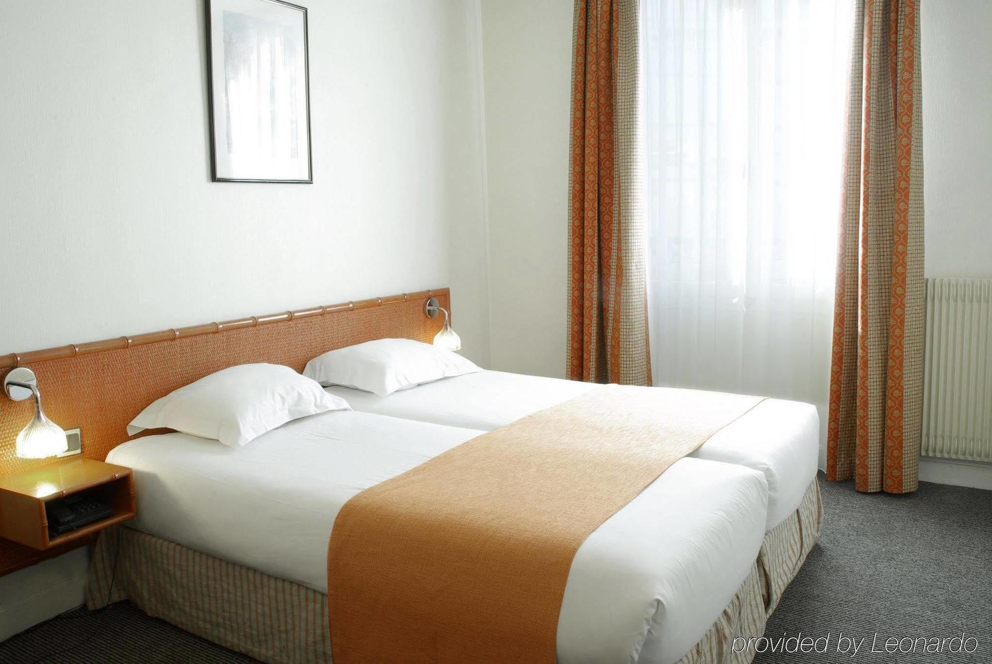 Hotel Trianon Gare De Lyon Paříž Pokoj fotografie